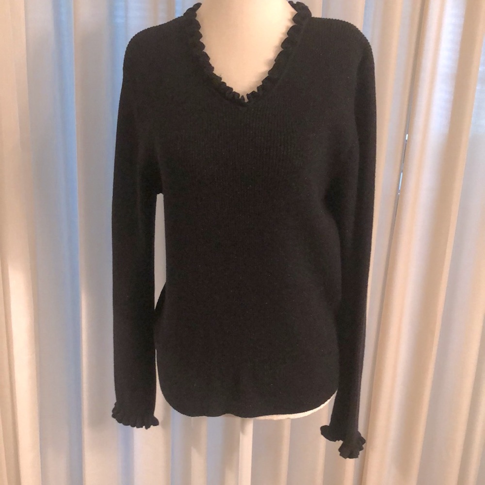 Black rayon-nylon-spandex knot sweater. M